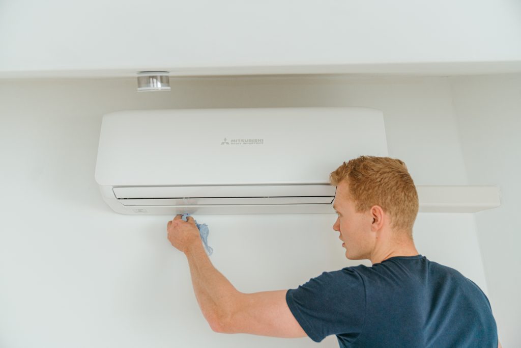 Van den Brink Koeltechniek elegante airconditioning Mitsubishi SRK-ZS wandmodel - Van den Brink Koeltechniek Mitsubishi SRK-ZSX Wandmodel Mitsubishi SRK-ZR Wandmodel